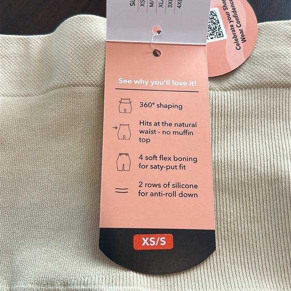 Shapermint® All Day Every Day Mid Waisted Shaper Shorts Nude Size XS/S - Picture 6 of 9